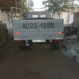 UAZ 452 1981