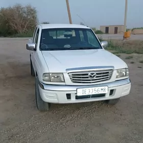 Mazda B2600 2005