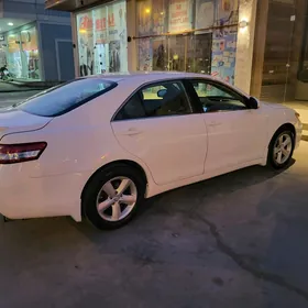 Toyota Camry 2010