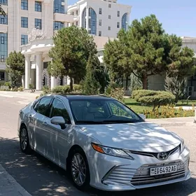 Toyota Camry 2023