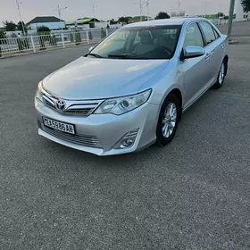 Toyota Camry 2013