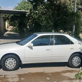 Toyota Camry 1999
