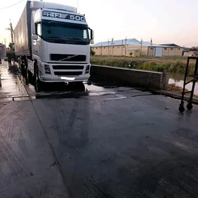 Volvo FH12 2004