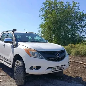 Mazda B2500 2013