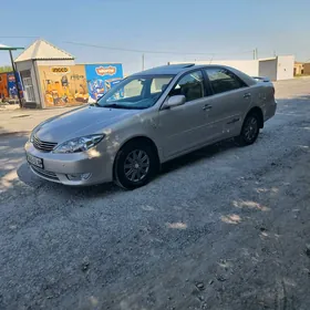 Toyota Camry 2004