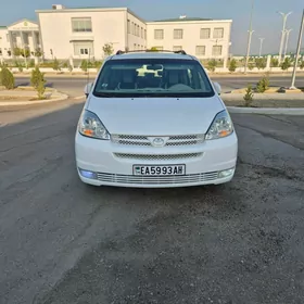 Toyota Sienna 2004