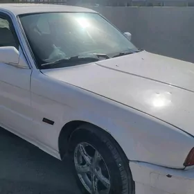 BMW 520 1989