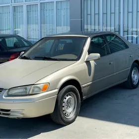 Toyota Camry 1998