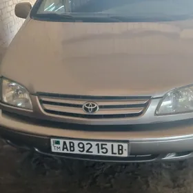 Toyota Sienna 1999