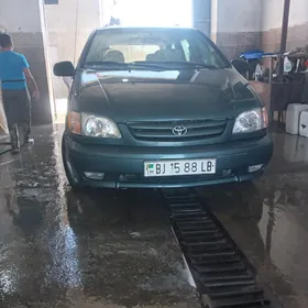 Toyota Sienna 2001