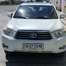Toyota Grand Highlander 2010