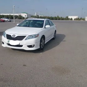 Toyota Camry 2010