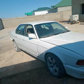 BMW 730 1990