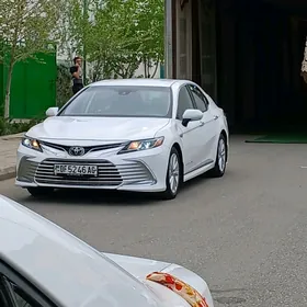Toyota Camry 2022