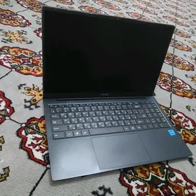 noutbook vitumi( celeron)