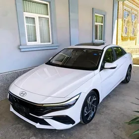 Hyundai Elantra 2025