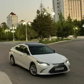 Lexus ES 350 2019