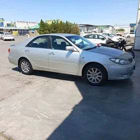 Toyota Camry 2005