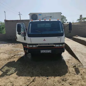 Mitsubishi Fuso 2003