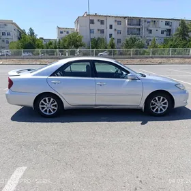 Toyota Camry 2005