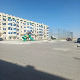 4 komnat 4 etaj 40 dom  Turkmenabat