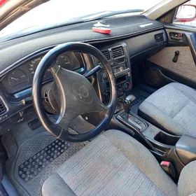 Toyota Carina 1992