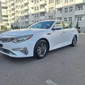 Kia Optima 2020