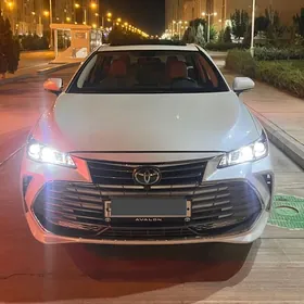 Toyota Avalon 2021