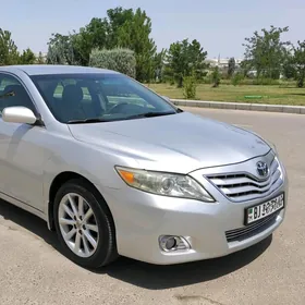 Toyota Camry 2011
