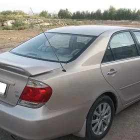Toyota Camry 2005