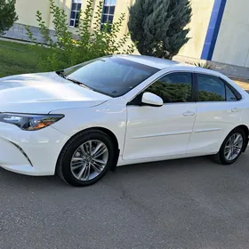 Toyota Camry 2016