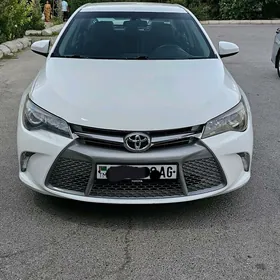 Toyota Camry 2015