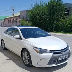 Toyota Camry 2015