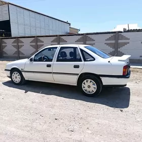 Opel Vectra 1990