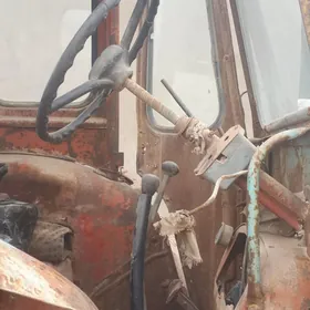 MTZ T-28 1980