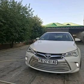 Toyota Camry 2016