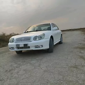 Hyundai Sonata 2002