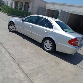 Mercedes-Benz C320 2003