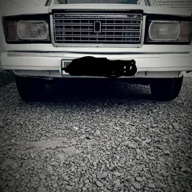 Lada 2107 1985