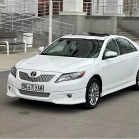 Toyota Camry 2011