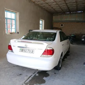 Toyota Camry 2004