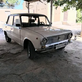 Lada 2104 1980