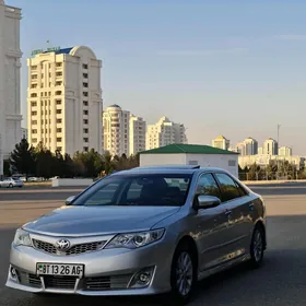 Toyota Camry 2013