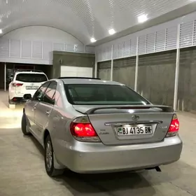 Toyota Camry 2005