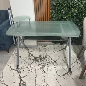 стол