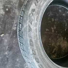 235/55/20 Teker Goodyear