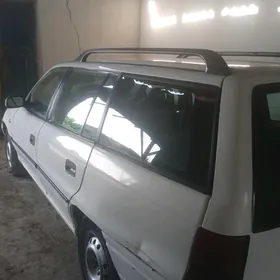 Opel Astra 1995