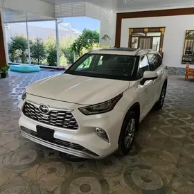 Toyota Highlander 2020