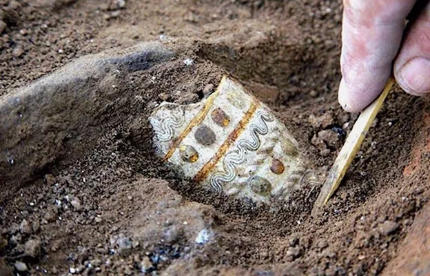 Arheologlar Türkiýede iň gadymy aýna artefaktlaryny tapdylar