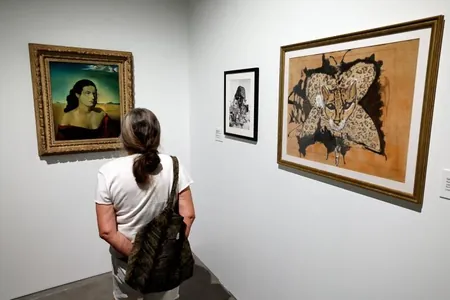 Salwador Daliniň arzanlaşykda 200 dollara satyn alnan “geň” kartinasyna 40 müň dollar baha kesildi